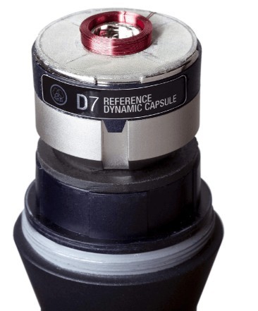 Akg d7