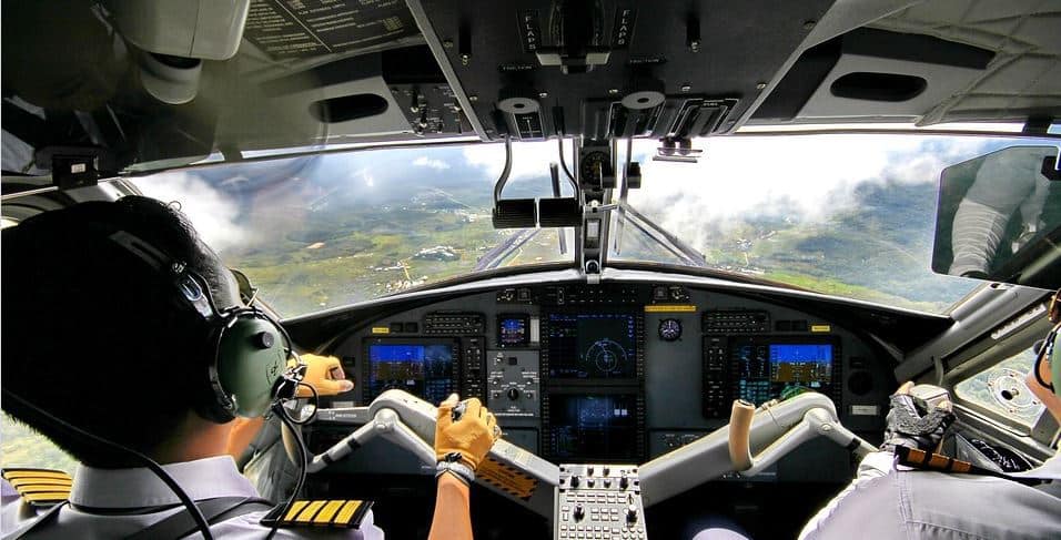 Features of aviation headsets