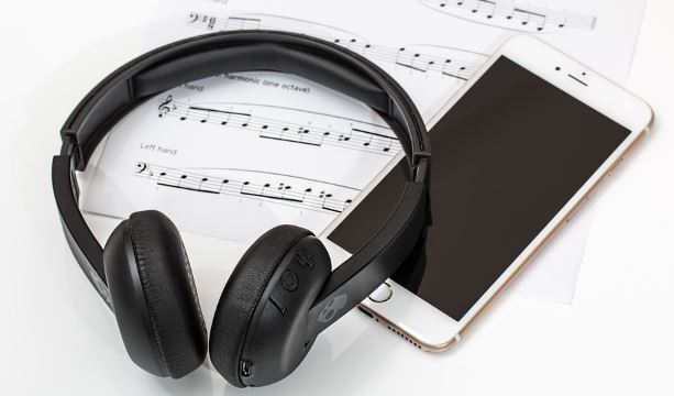 Bluetooth headphones