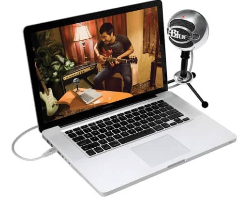 Snowball connected to laptop