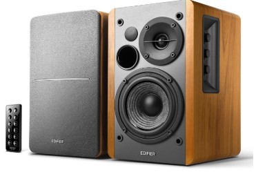 Edifier R1280DB wooden finish