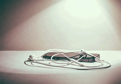 How to balance sound in headphones for android