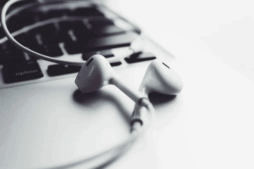 What causes headphones to be unbalanced