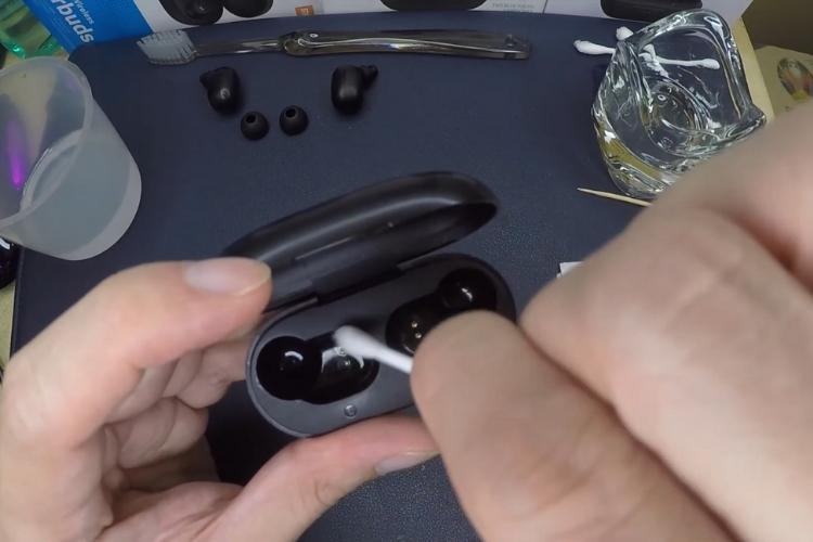Remove dust from your jlab earbuds and charging case